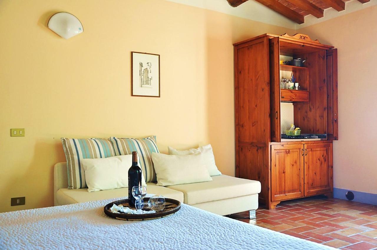 Agriturismo Terenzana Aparthotel Riparbella Exterior photo