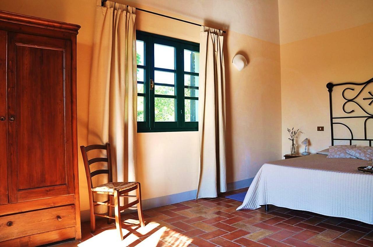 Agriturismo Terenzana Aparthotel Riparbella Exterior photo